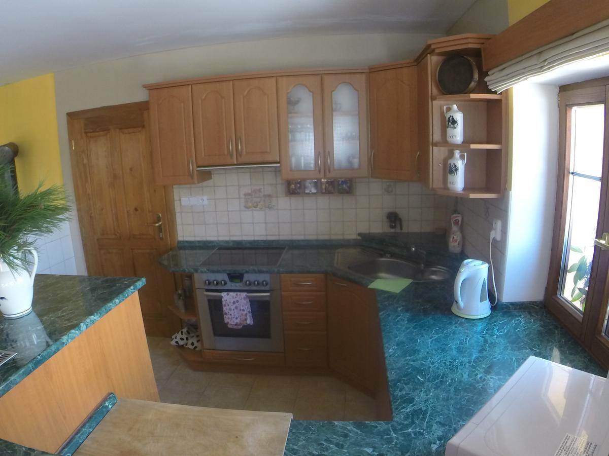 Apartment U Videmanu Poniklá Eksteriør bilde